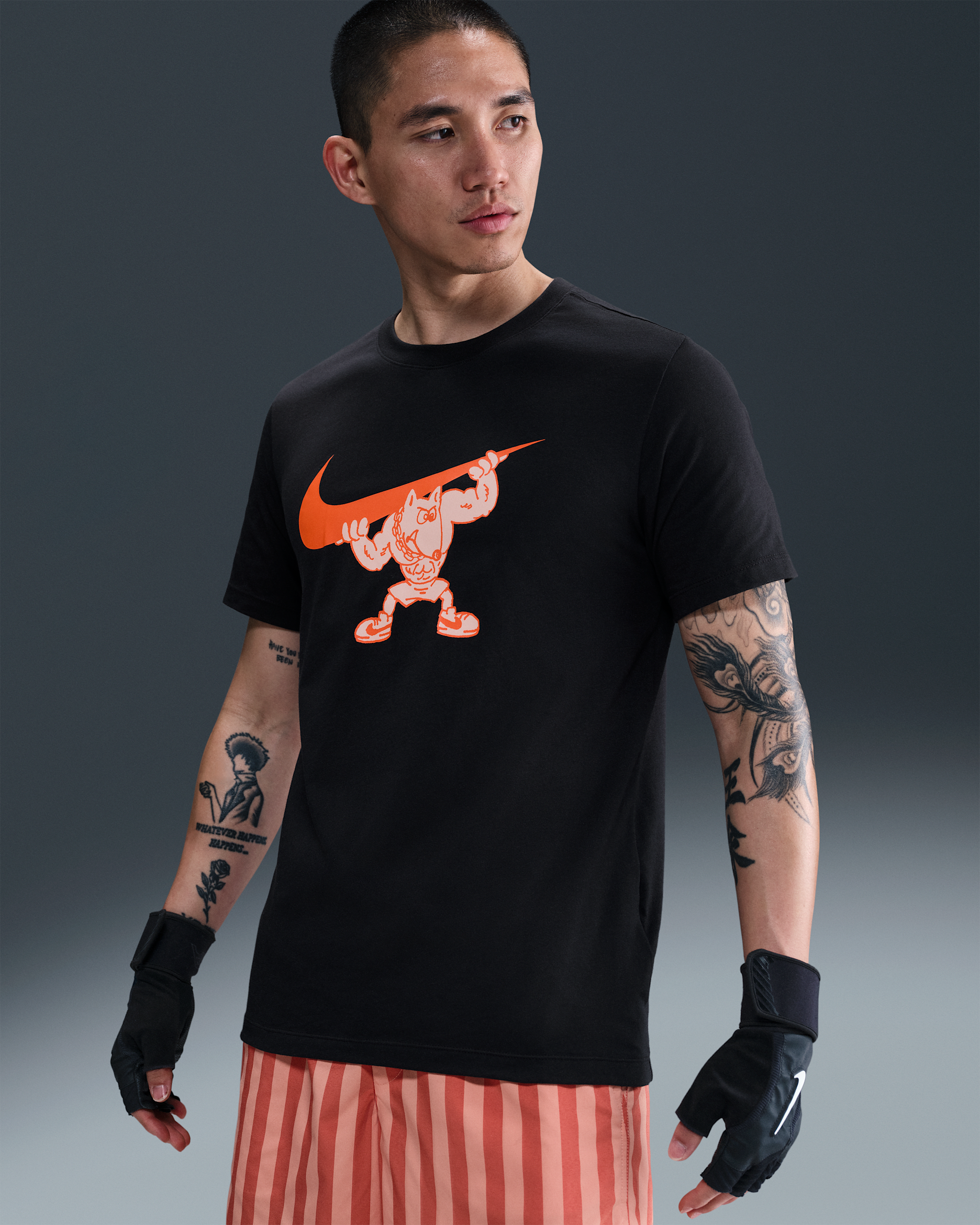 NIKE公式】ナイキ メンズ フィットネス Tシャツ.オンライン